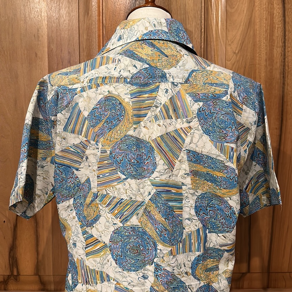 Vintage Psychedelic Rainbow, Men’s Button-up Short Sleeve, No Tags Est size S/XS - Picture 8 of 15